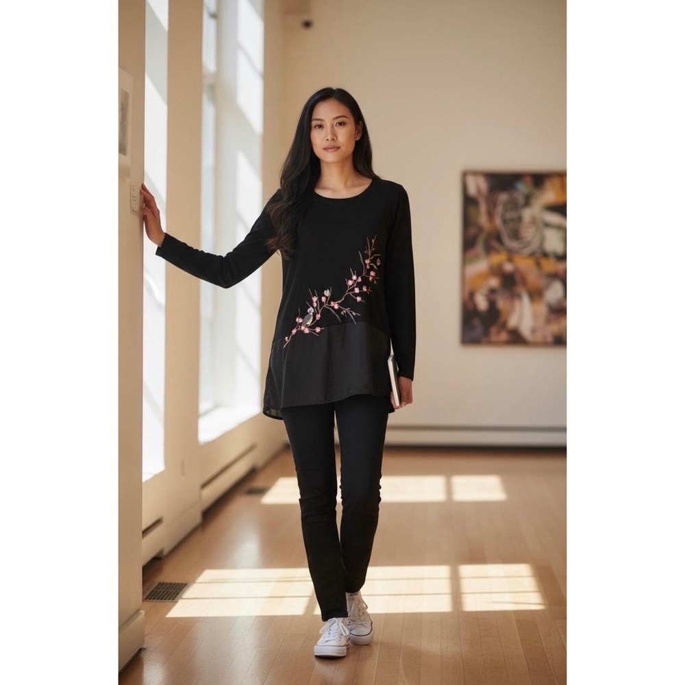 Indigo Rose Black Bird Floral Embroidered Tunic Top Women's Size L